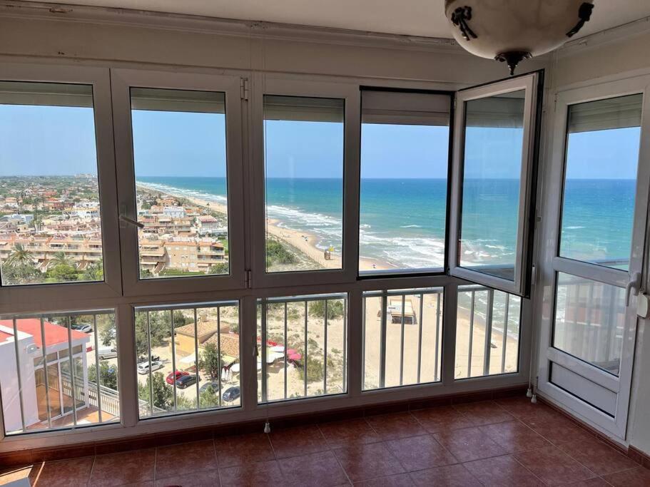 Ferienwohnung Apartamento Versalles Faro de Cullera Exterior foto
